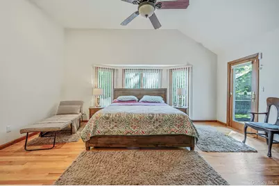 6 Bay Drive, Hampton Bays, NY 11946 - Photo 16