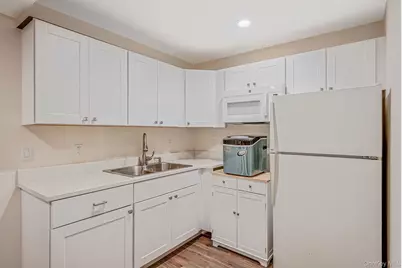 6 Bay Drive, Hampton Bays, NY 11946 - Photo 22