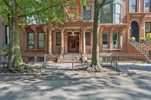 39 Remsen St, Brooklyn, NY 11201 - Photo 2