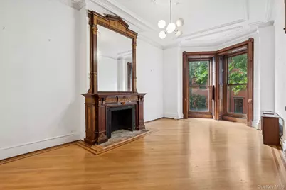 39 Remsen Street #2D, Brooklyn, NY 11201 - Photo 4