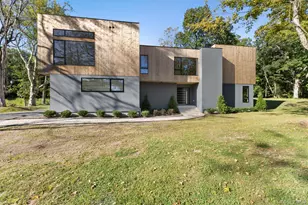 28 McLain St, Bedford Corners, NY 10549 - Photo 4