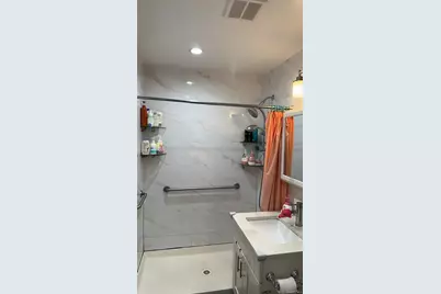 4240 Bowne Street #5C, Flushing, NY 11355 - Photo 6