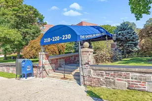 220 Pelham Rd, New Rochelle, NY 10805 - Photo 38