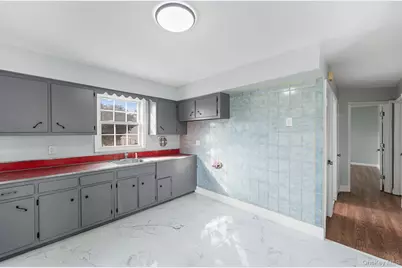 17204 Amelia Road, Jamaica, NY 11434 - Photo 18