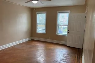 688 E 43rd St, Brooklyn, NY 11203 - Photo 8