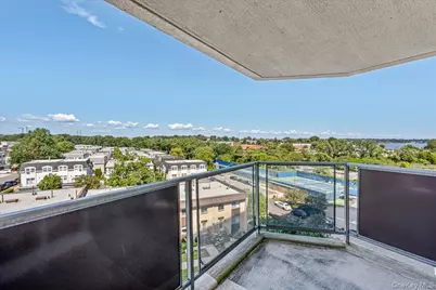 17-85 215th Street #6A, Bayside, NY 11360 - Photo 2