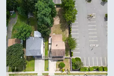 20 E Roosevelt Avenue, Roosevelt, NY 11575 - Photo 24