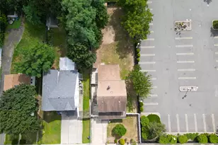 20 E Roosevelt Ave, Roosevelt, NY 11575 - Photo 24