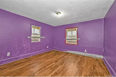 20 E Roosevelt Avenue, Roosevelt, NY 11575 - Photo 12