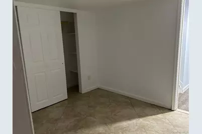 611 Asharoken Boulevard, Bay Shore, NY 11706 - Photo 8