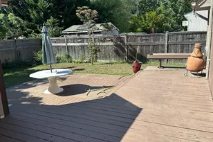 611 Asharoken Blvd, Bay Shore, NY 11706 - Photo 6