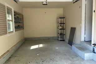 611 Asharoken Blvd, Bay Shore, NY 11706 - Photo 14