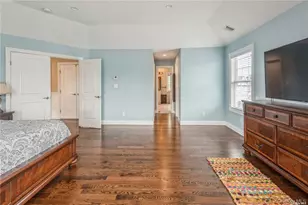 45 Meeting Ln, Hicksville, NY 11801 - Photo 24
