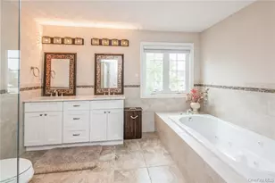 45 Meeting Ln, Hicksville, NY 11801 - Photo 24