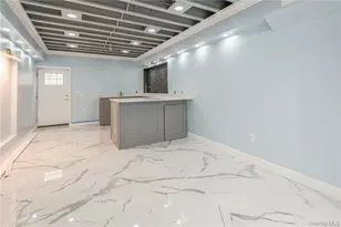 45 Meeting Ln, Hicksville, NY 11801 - Photo 32