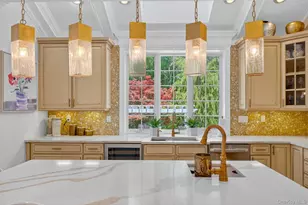 144 Shamrock Hills Dr, Wappingers Falls, NY 12590 - Photo 16