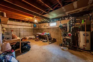 10 Meadow Rd, Inwood, NY 11096 - Photo 18