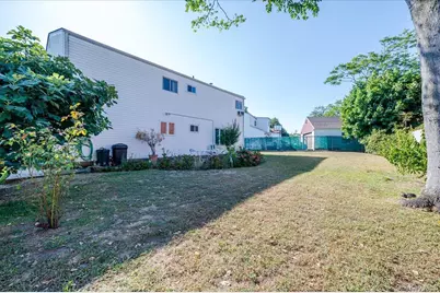 10 Meadow Road, Inwood, NY 11096 - Photo 22