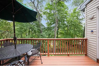 40 Dorchester Avenue, Hastings on Hudson, NY 10706 - Photo 8