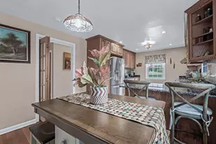 33 Berkshire Rd, Yonkers, NY 10710 - Photo 6