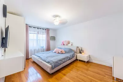 60-35 77th Street, Middle Village, NY 11379 - Photo 16