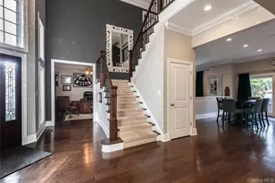 65 Oriole Way, Westbury, NY 11590 - Photo 4