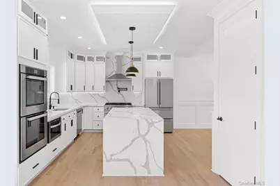 1900 Gillette Drive, East Marion, NY 11939 - Photo 8