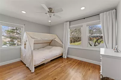 236 Robert Drive, New Rochelle, NY 10804 - Photo 12