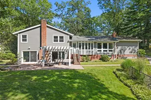 236 Robert Dr, New Rochelle, NY 10804 - Photo 24