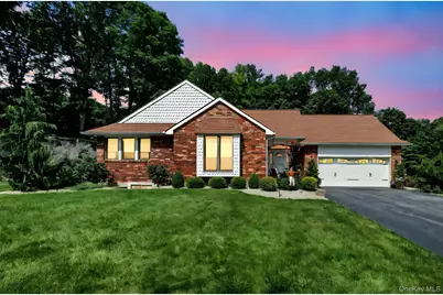 30 Red Hawk Lane, Poughkeepsie, NY 12601 - Photo 2