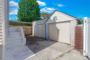 132-11 109th Ave, Ozone Park, NY 11420 - Photo 14