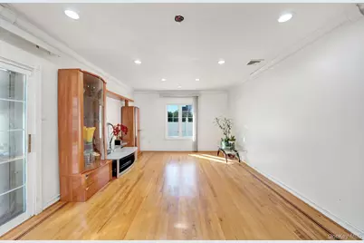 73-55 194th Street, Fresh Meadows, NY 11366 - Photo 16