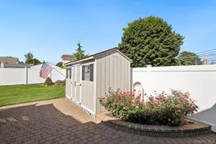 21 Eldridge St, East Northport, NY 11731 - Photo 36