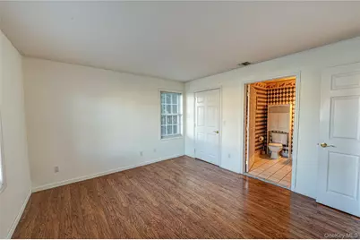 1113 Savoy Drive, Melville, NY 11747 - Photo 10