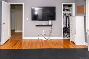 217 Elton Rd, Garden City, NY 11530 - Photo 42