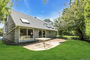 335 Smith St, Merrick, NY 11566 - Photo 34