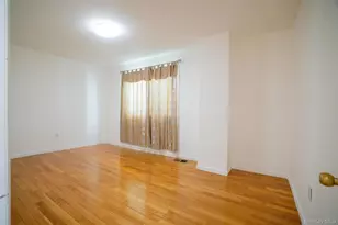 119-07 14th Rd, College Point, NY 11356 - Photo 6