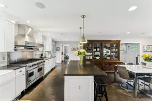 15 Flamingo Rd, East Hills, NY 11576 - Photo 6