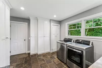 15 Flamingo Road, East Hills, NY 11576 - Photo 18