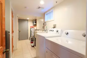 43-27 220th St, Bayside, NY 11361 - Photo 36