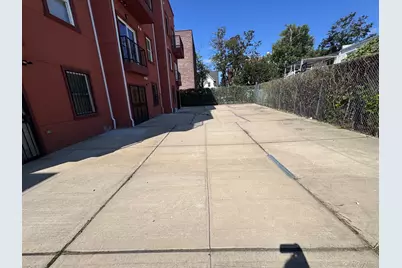 1134 McBride Street, Far Rockaway, NY 11691 - Photo 28