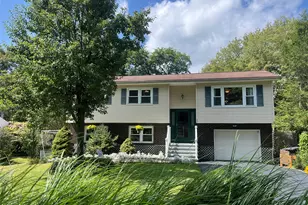 33 Island View Ave, Monroe, NY 10950 - Photo 2