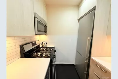 8710 51st Avenue #5H, Elmhurst, NY 11373 - Photo 8
