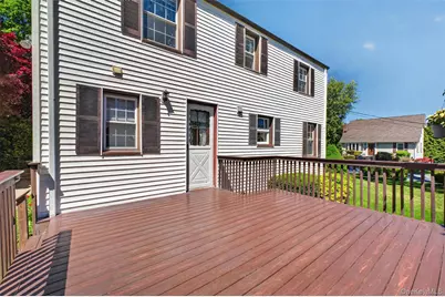 382 Marietta Avenue, Hawthorne, NY 10532 - Photo 34