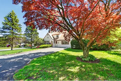 382 Marietta Avenue, Hawthorne, NY 10532 - Photo 4
