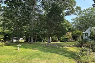16 Rocklein Rd, Wading River, NY 11792 - Photo 16