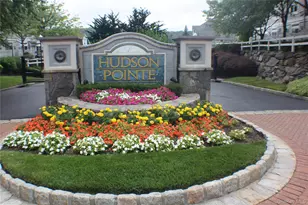 303 Bridgeview Dr, Poughkeepsie, NY 12601 - Photo 2