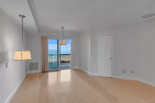 209 Fox Hill Dr, Calverton, NY 11933 - Photo 12