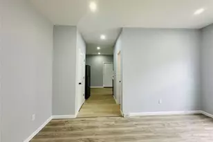 8 Morgan Ave, Poughkeepsie, NY 12601 - Photo 8