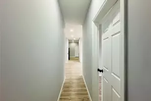 8 Morgan Ave, Poughkeepsie, NY 12601 - Photo 14